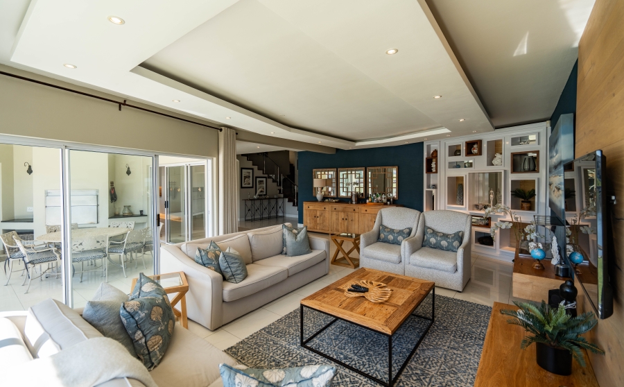 7 Bedroom Property for Sale in Royal Alfred Marina Eastern Cape